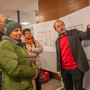 Am zweiten Adventsonntag wurden die Einreichpläne für das Pfarrzentrum vorgestellt.