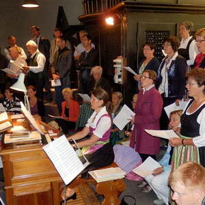 Pfarrfest und 50-jähriges Priesterjubiläum Pfarrer Stöllnberger