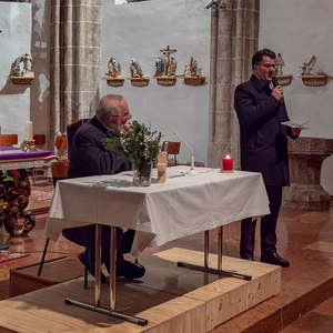 Max Demelbauer stellt die Akteure vor