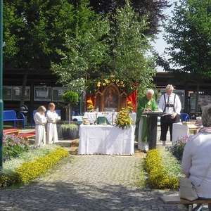 2015